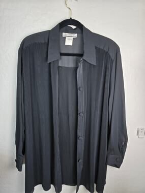 SK & Company Blouse Black size Large shear material